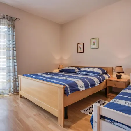Appartement Daria-2 By Interhome *