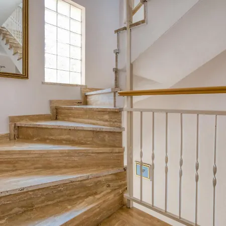 Appartamento Daria-2 By Interhome Porec