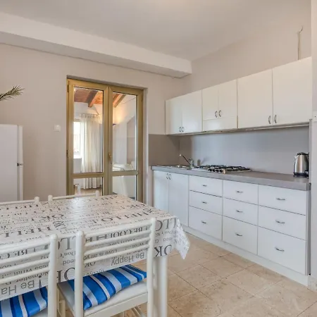 Daria-2 By Interhome *