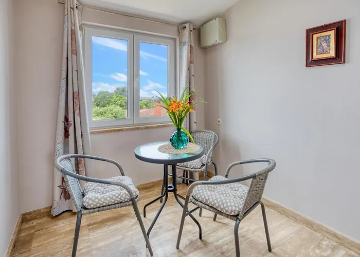 Appartement Daria-2 By Interhome *